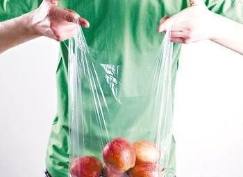 热的食物放在塑料袋里有毒吗