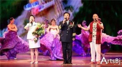 ​霍勇歌唱家出生年月