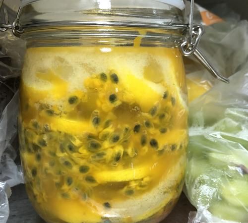 百香果和蜂蜜的比例,百香果跟蜂蜜一起吃会有什么效果