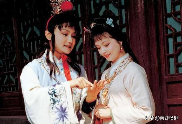 87版红楼梦最初定妆照和角色对比 87红楼梦原著这四人容貌酷似(15)