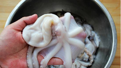 八爪鱼怎么处理呢,八爪鱼怎么清洗图解图12