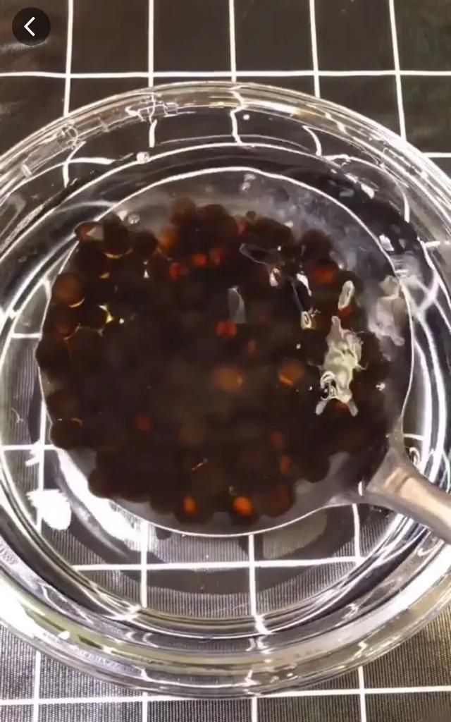 珍珠奶茶的珍珠怎么做，都说珍珠奶茶的珍珠Q弹的不像话，那珍珠到底是怎么做的？图9