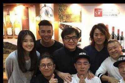 ​成龙公司旗下艺人