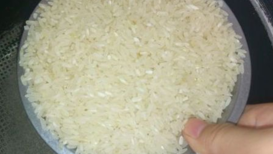 一个人煮饭放多少米,一个人吃米饭放多少米图8