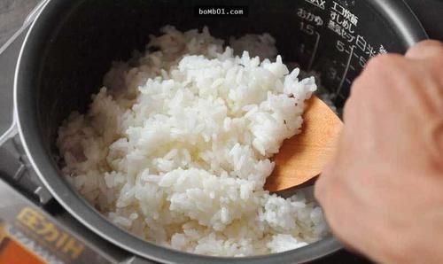 一个人吃饭煮多少米量杯
