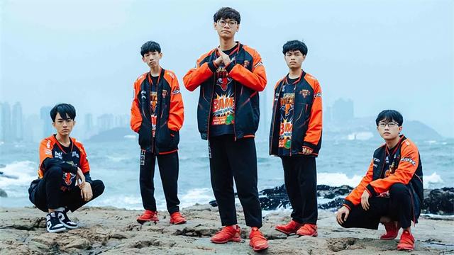 lol越南战队pvb分组(越南SGB战队三名主力选手签证被拒)(1)