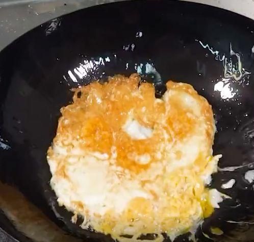 煎蛋用什么油煎比较好