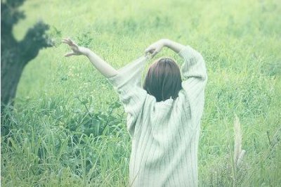​女人的快乐很简单的说说