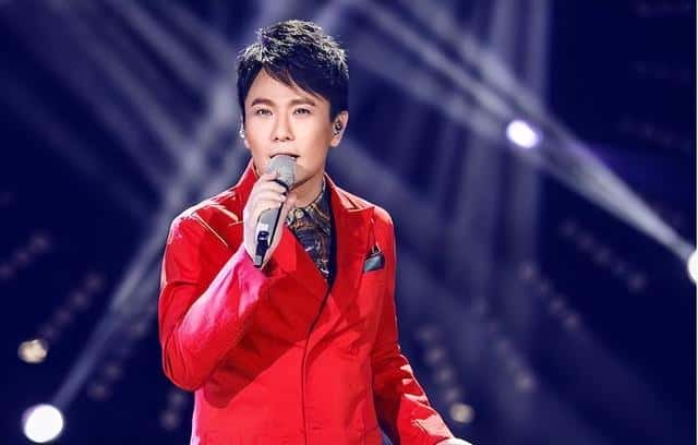 张信哲为什么还单身（歌手张信哲为什么不结婚）