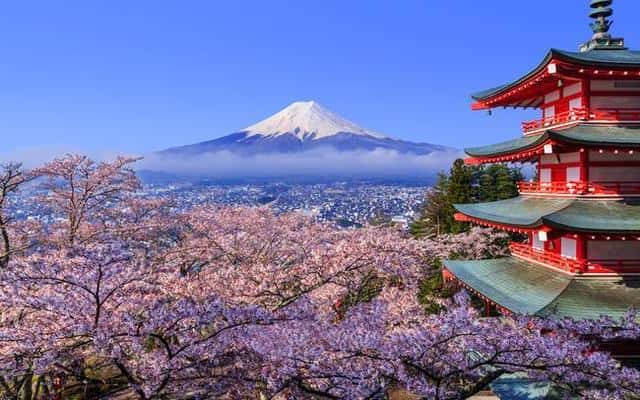 日本明治维新的背景,内容,影响（明治维新的内容和影响）