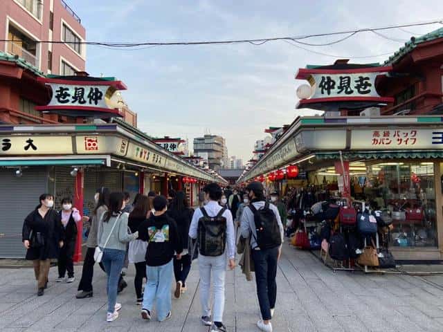 日本明治维新的背景,内容,影响（明治维新的内容和影响）
