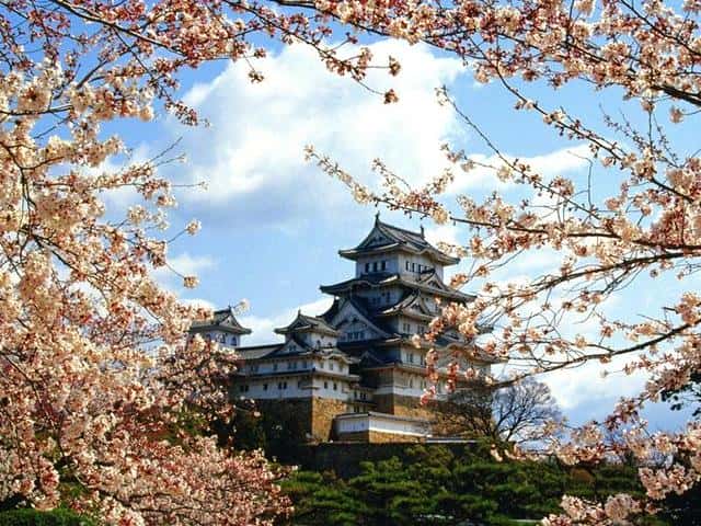 日本明治维新的背景,内容,影响（明治维新的内容和影响）