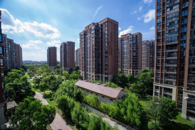 ​买房子为什么一楼便宜（一楼为什么不建议买）