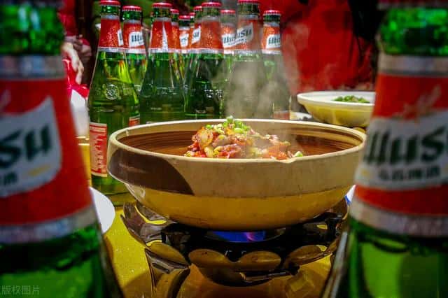 夺命大乌苏啤酒多少毫升(夺命大乌苏啤酒多少度)