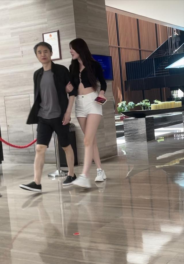 武大学术妲己（武大教授周玄毅）(13)