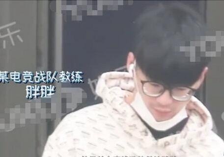 何泓姗2.jpg
