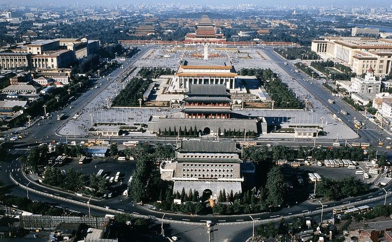 中国有5个时区 为什么只用一个时间