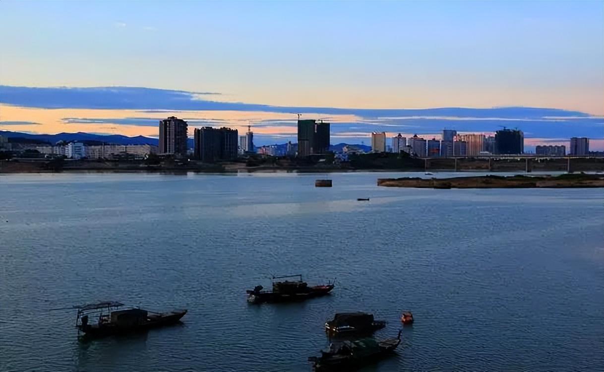 中国最大的河流是哪条（中国最大的河是什么河）