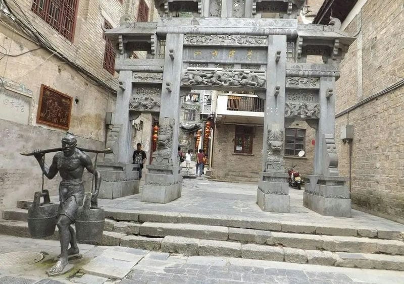 黔东南镇远古镇简介（镇远古镇在哪里）