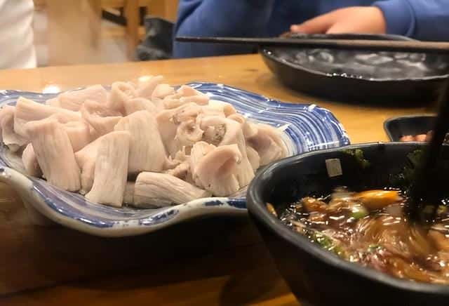 老北京水爆肚是牛的还是羊的（爆肚是羊肚还是牛肚）