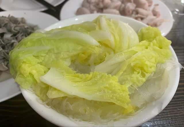 老北京水爆肚是牛的还是羊的（爆肚是羊肚还是牛肚）