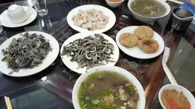 老北京水爆肚是牛的还是羊的（爆肚是羊肚还是牛肚）