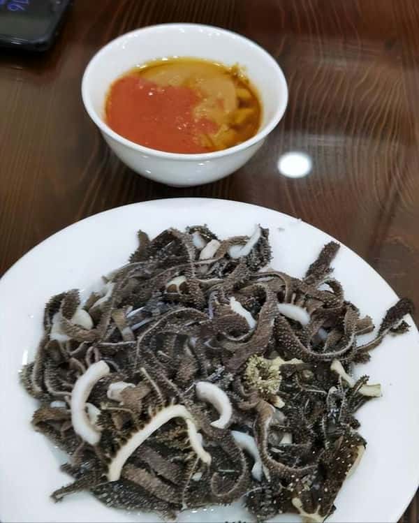 老北京水爆肚是牛的还是羊的（爆肚是羊肚还是牛肚）