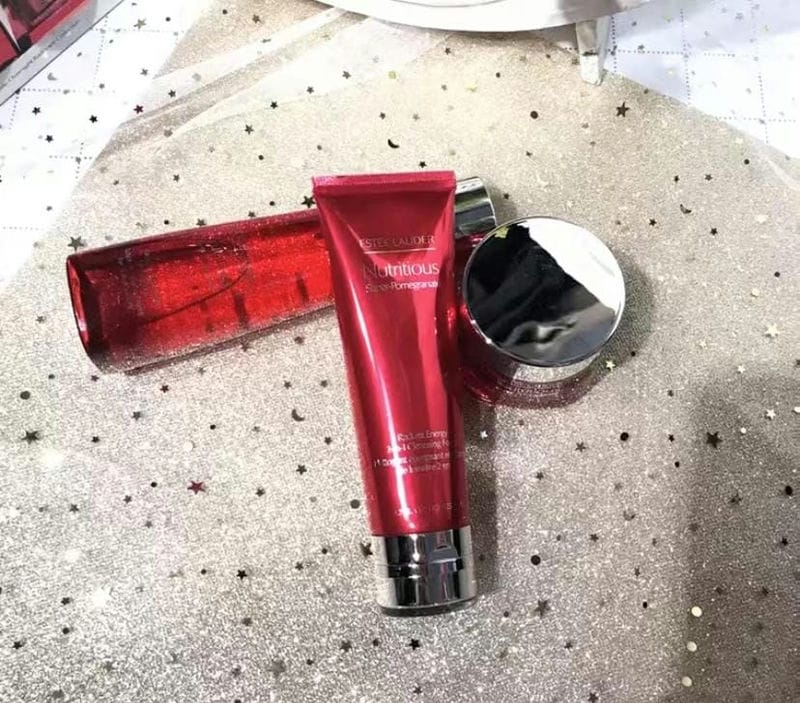 适合50岁女人用的护肤品排行（适合五十岁女人用的护肤品品牌）