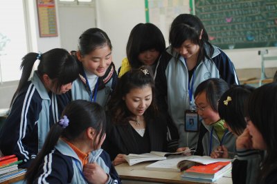 ​初中生孩子没精神,犯困（初中生孩子整天没精神想睡觉是什么原因）