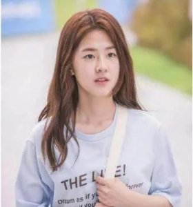 ​适合脸大脸圆的发型(大脸圆脸女生适合的发型)
