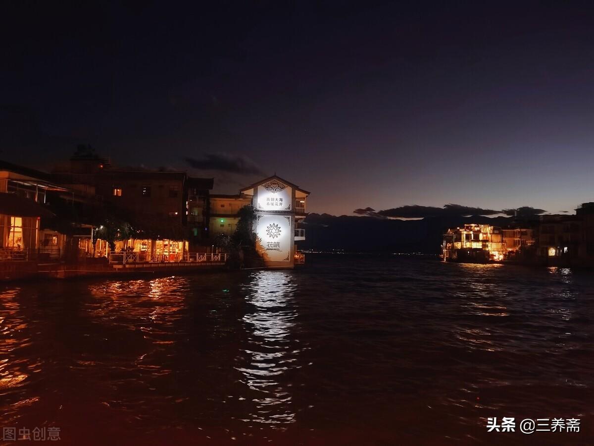 张继写的枫桥夜泊的古诗是什么意思（寒山寺诗句枫桥夜泊的意思）