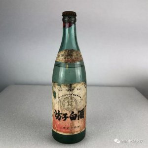 ​泰山特曲38度浓香型6(泰山特曲38度浓香型白酒蓝盒)