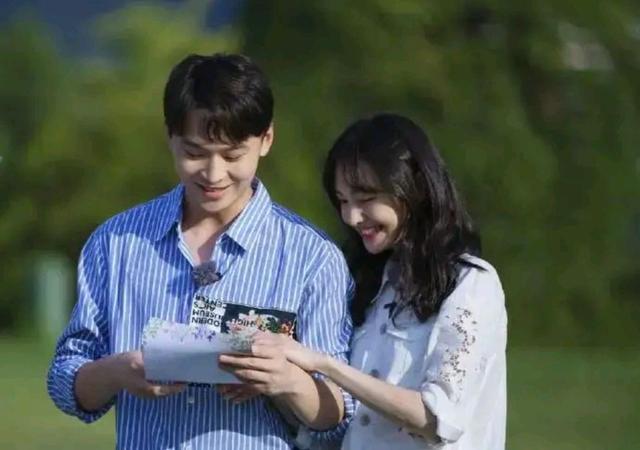 郑爽被封杀后去哪里了（郑爽被封杀后去哪里了）(11)