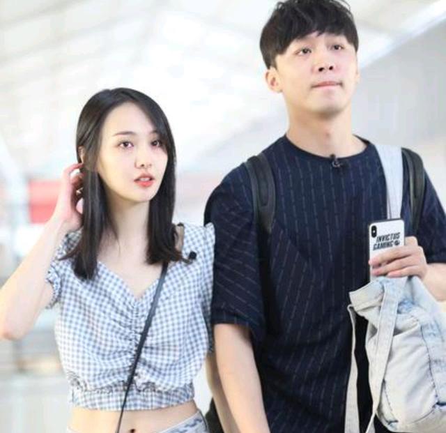 郑爽被封杀后去哪里了（郑爽被封杀后去哪里了）(14)