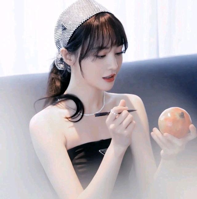 郑爽被封杀后去哪里了（郑爽被封杀后去哪里了）(16)