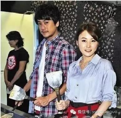 朱孝天的婚姻状况（朱孝天从女神一路爱到网红脸）(9)