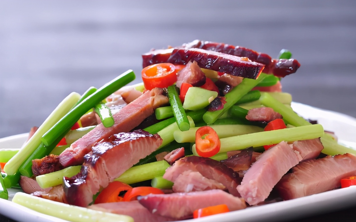 腊肉一般煮多久能煮熟（腊肉煮多久能熟才可以吃）