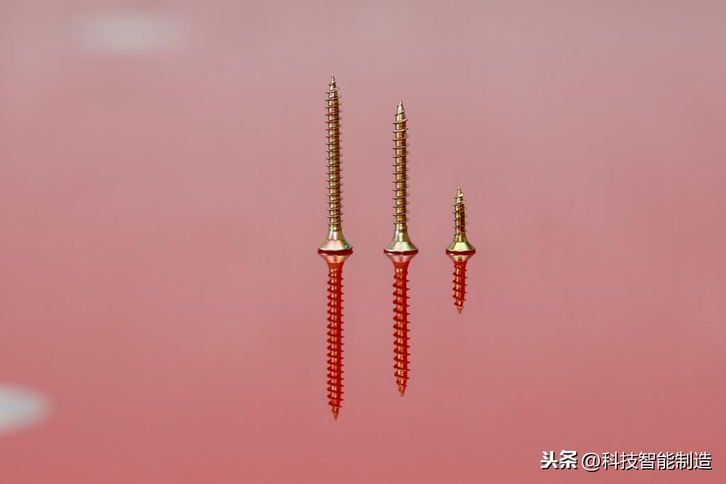 螺丝为什么顺时针变紧（拧螺丝是顺时针还是逆时针）