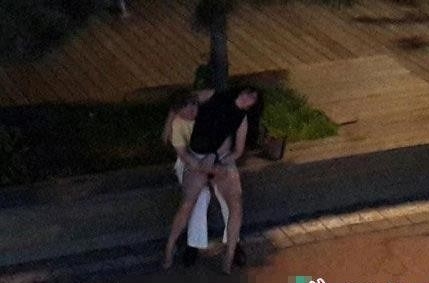 青岛女子醉酒遭性侵,疑被路人当街轮流猥亵图片视频曝光