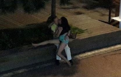 青岛女子醉酒遭性侵,疑被路人当街轮流猥亵图片视频曝光