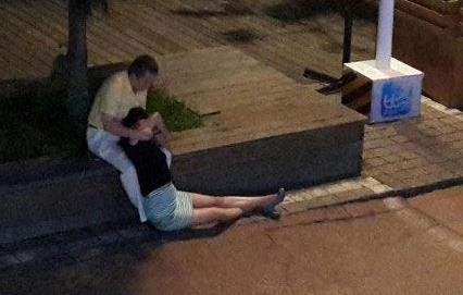 青岛女子醉酒遭性侵,疑被路人当街轮流猥亵图片视频曝光