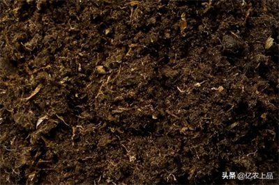 ​基质土的配制方法(基质生产简单方法)