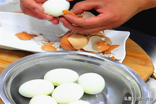 煮鸡蛋几分钟好(正确的煮鸡蛋方法8分钟)