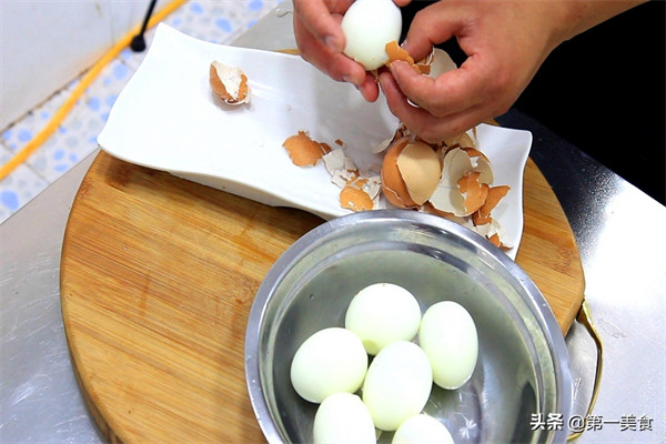 煮鸡蛋几分钟好(正确的煮鸡蛋方法8分钟)