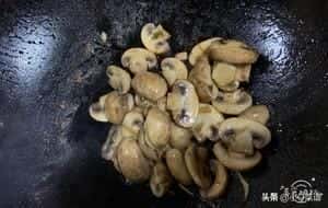 炒蘑菇要多久能熟(蘑菇多久能煮熟)