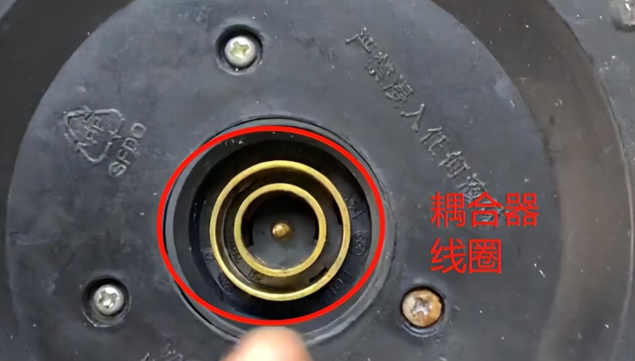 电热水壶不通电了什么原因(烧水壶不通电哪里坏了)