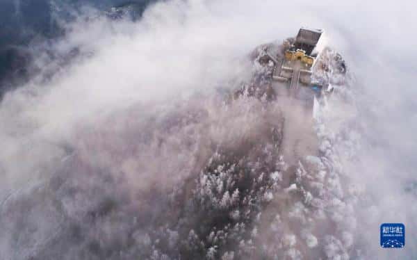 南岳衡山下雪了没（南岳衡山在哪里）