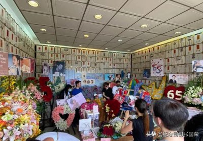 ​张国荣65岁生日，全世界各地荣迷为Leslie庆生，爱你如初