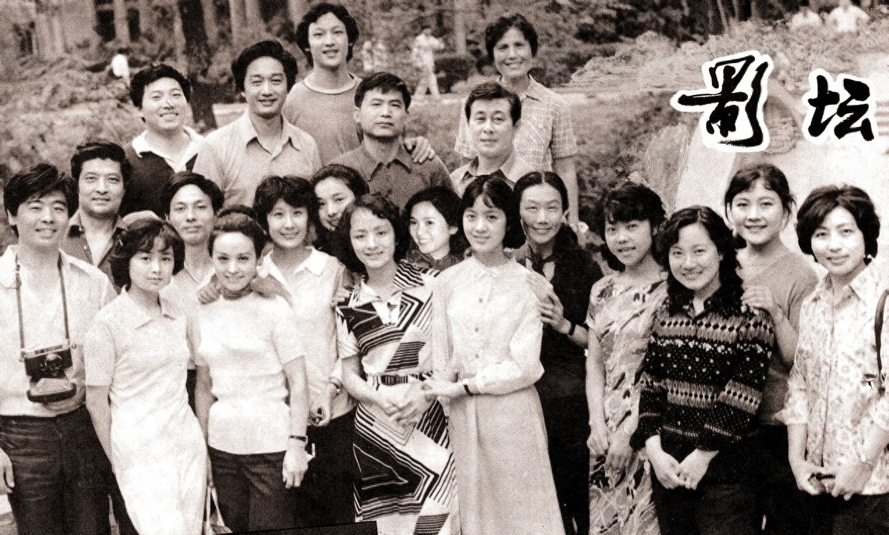 当年四冠王张瑜61岁风范犹存,忘不掉庐山恋情,听不够美妙知音