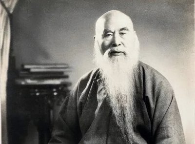 ​于右任：一个做官的“名士”